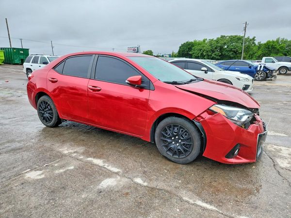 2015 TOYOTA COROLLA