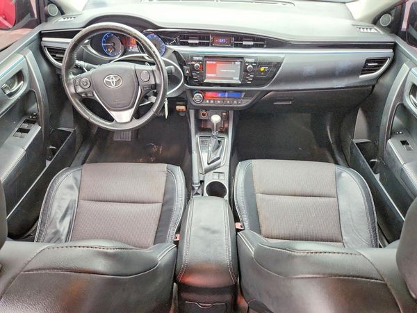 2015 TOYOTA COROLLA