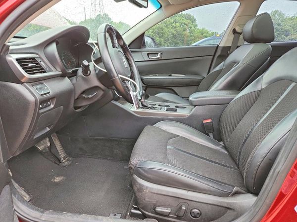 2019 KIA OPTIMA LX, S