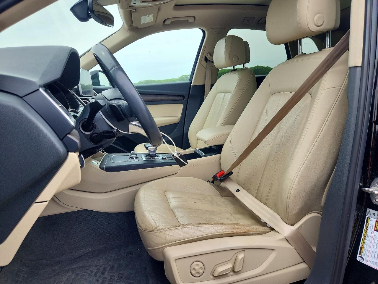 2018 AUDI Q5 quattro Premium