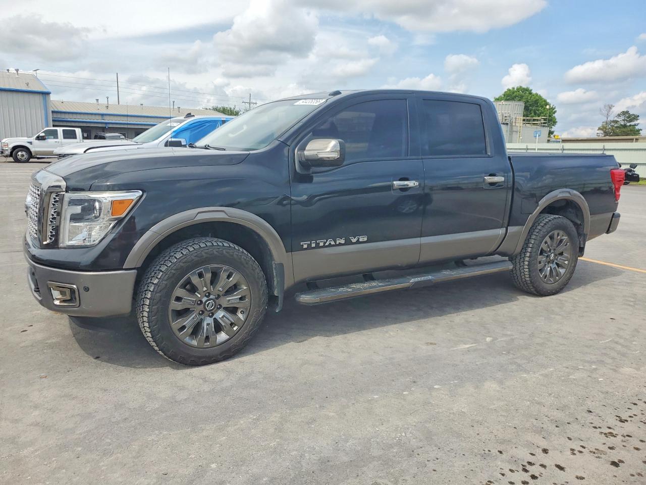 2019 NISSAN TITAN