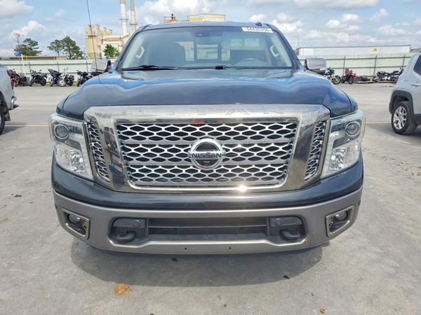 2019 NISSAN TITAN