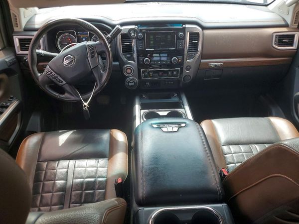 2019 NISSAN TITAN