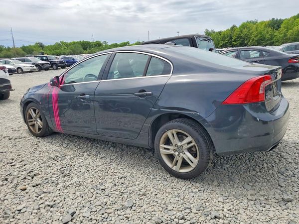 2015 VOLVO S60