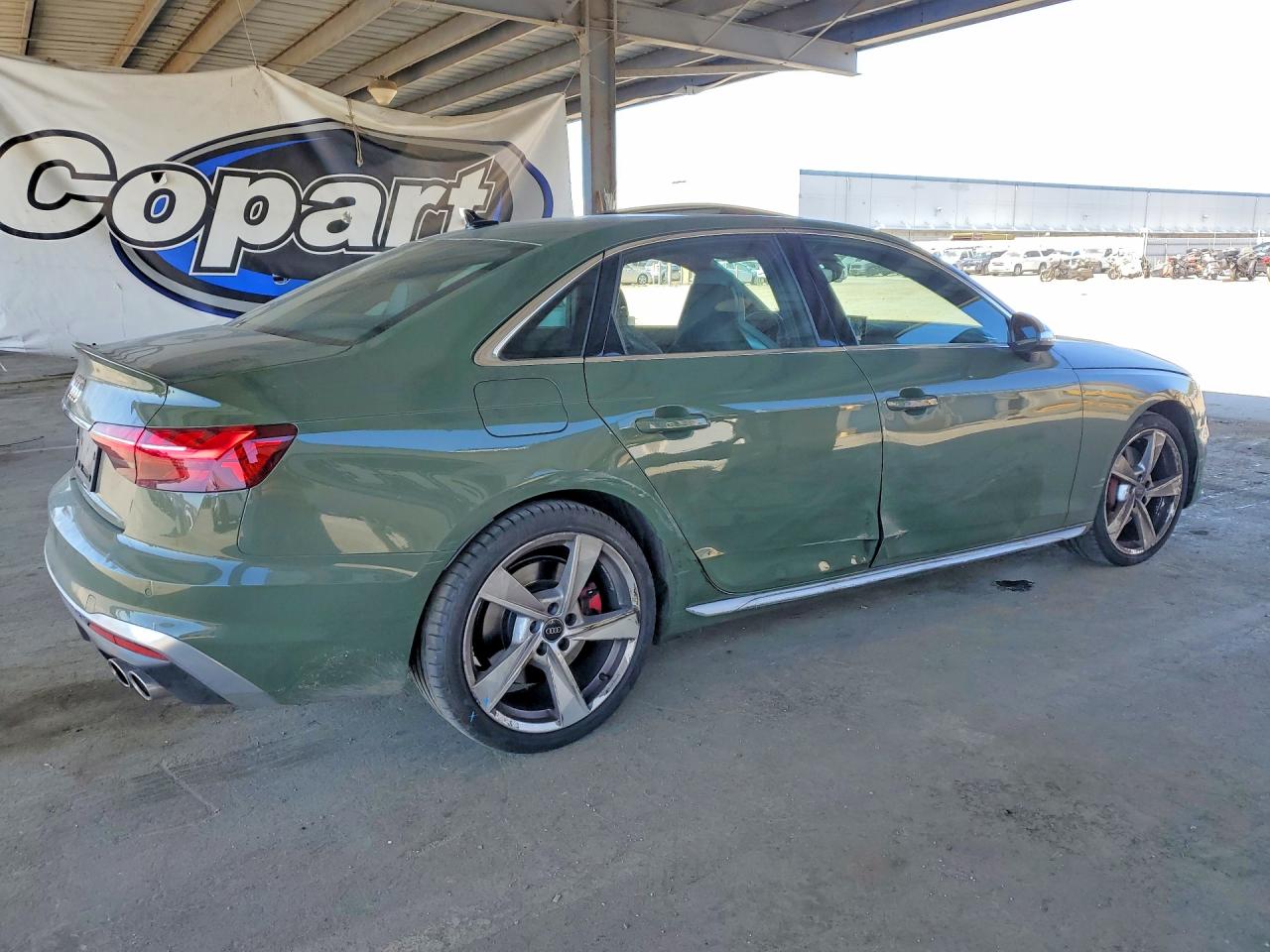 2024 AUDI S4 quattro Premium Plus