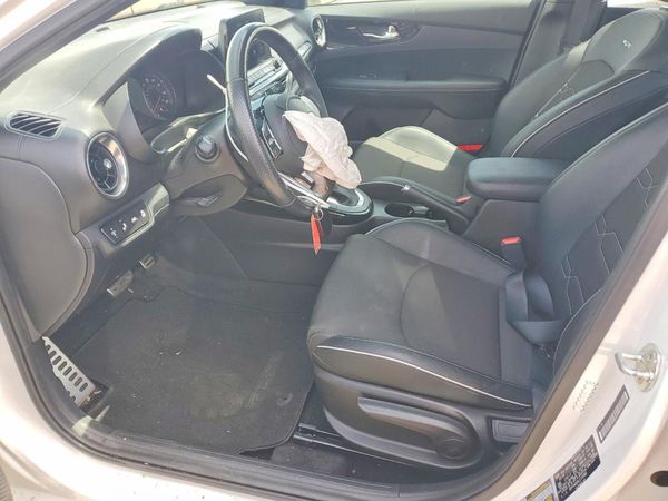 2020 KIA FORTE GT Line