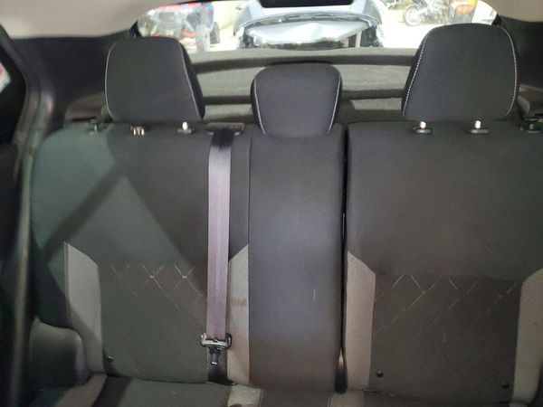 2019 NISSAN KICKS