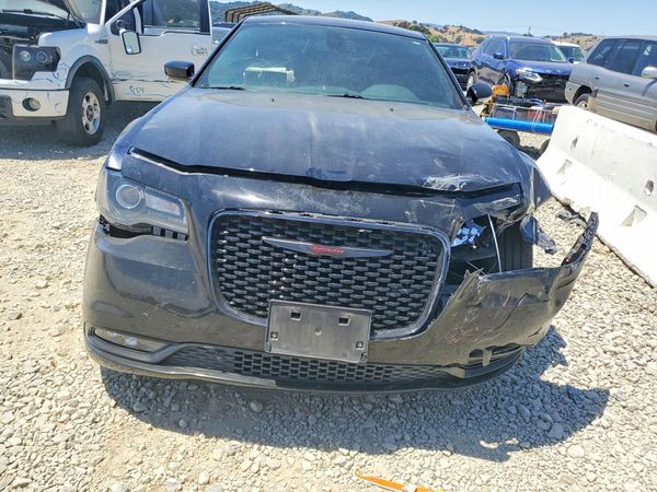 2021 CHRYSLER 300