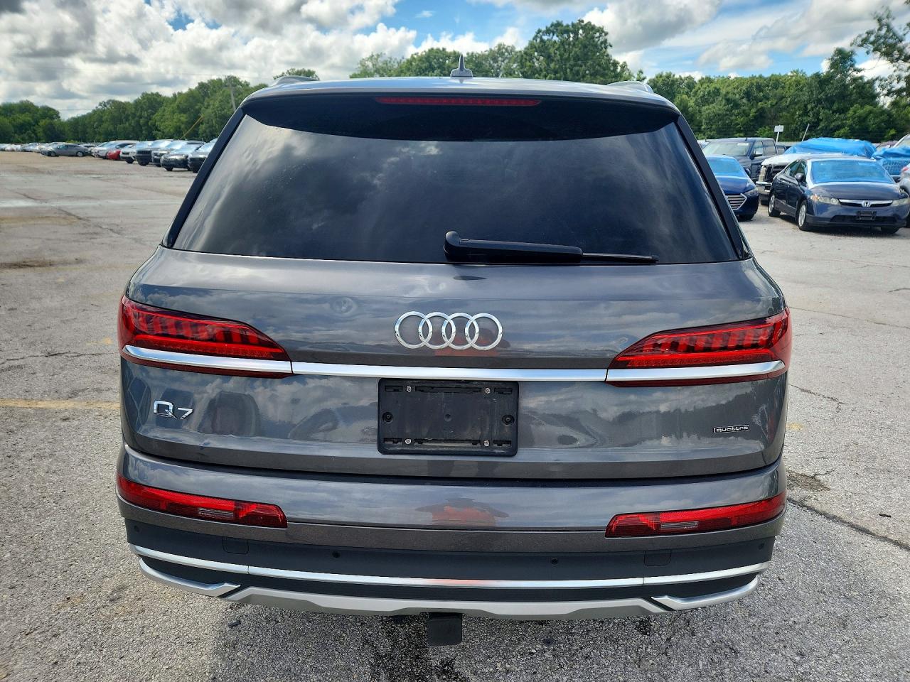 2020 AUDI Q7 quattro Premium Plus