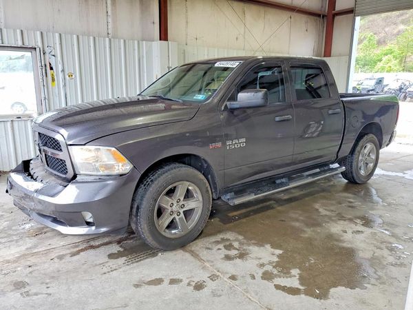 2015 RAM 1500 ST CREW CAB 4X4