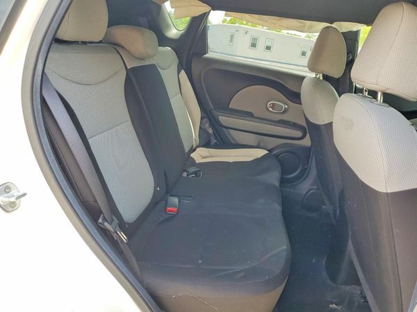 2019 KIA SOUL Base