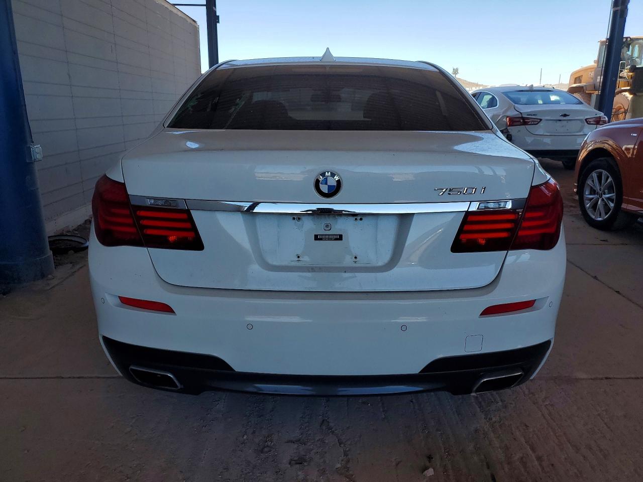 2014 BMW 750 750i/Alpina B7