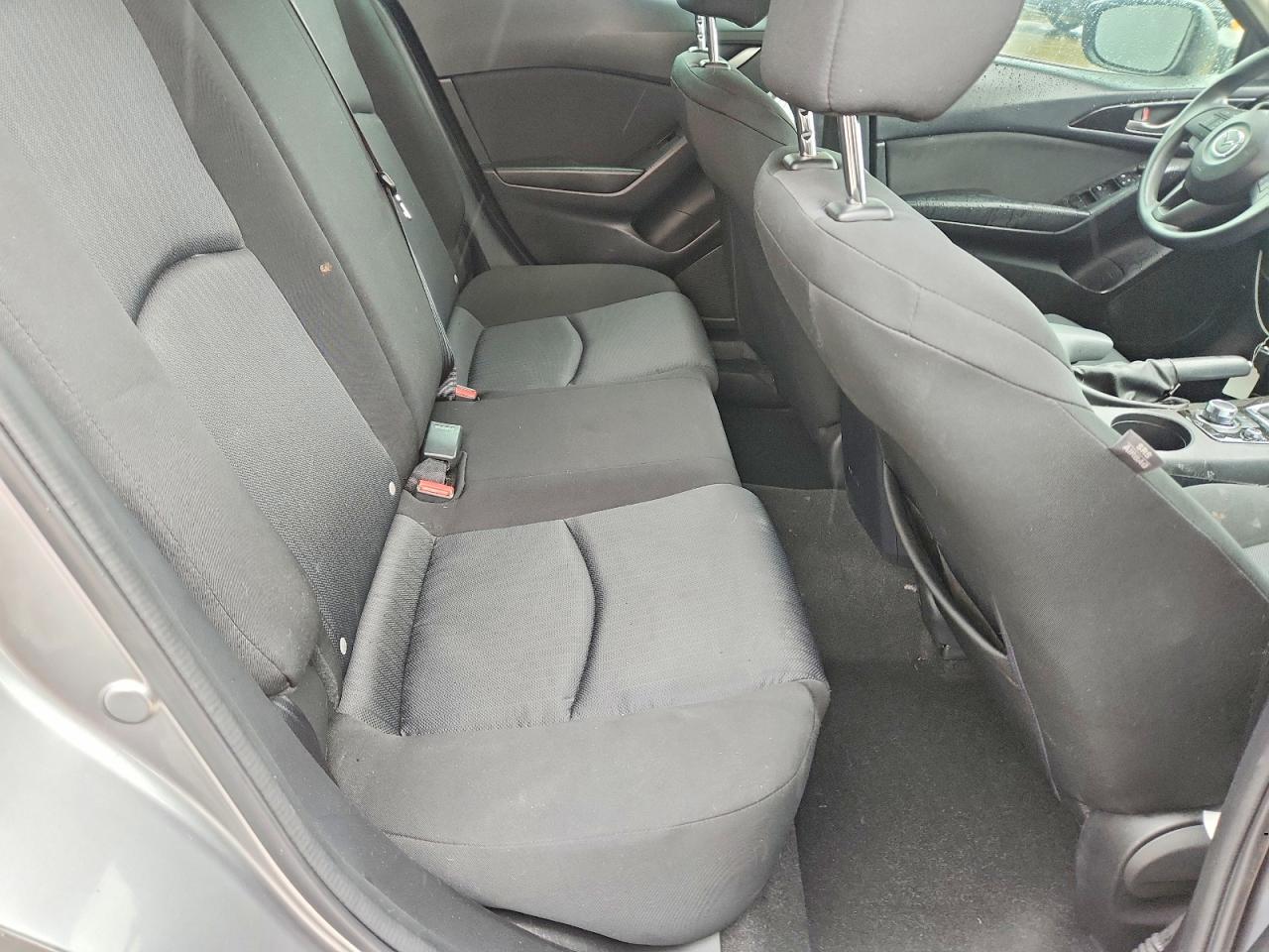 2015 MAZDA 3 Sport/GX