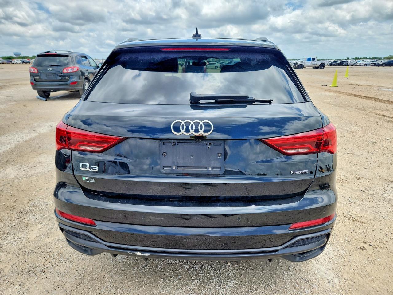 2022 AUDI Q3