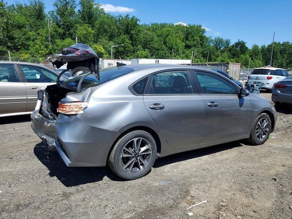 2022 KIA FORTE FE, LXS