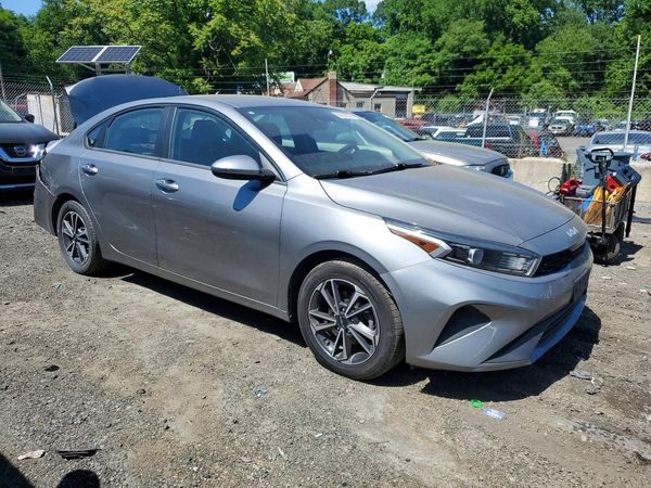 2022 KIA FORTE FE, LXS