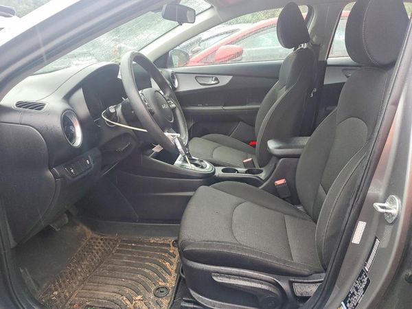 2022 KIA FORTE FE, LXS