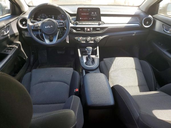 2022 KIA FORTE FE, LXS