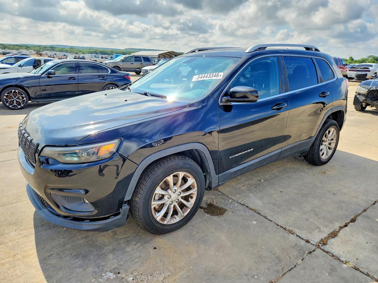 2019 JEEP CHEROKEE LATITUDE FWD