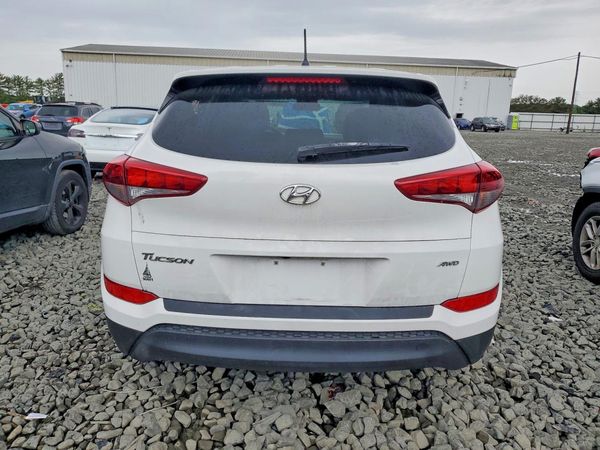 2018 HYUNDAI TUCSON SE Standard