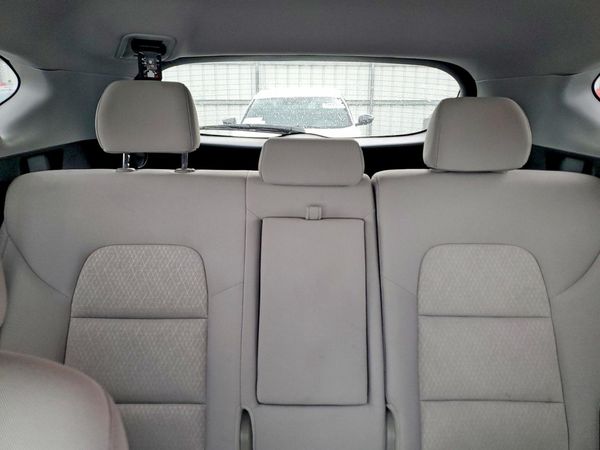 2018 HYUNDAI TUCSON SE Standard