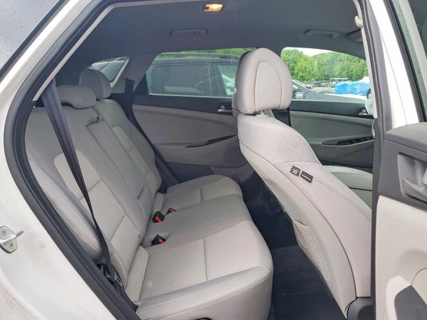 2018 HYUNDAI TUCSON SE Standard