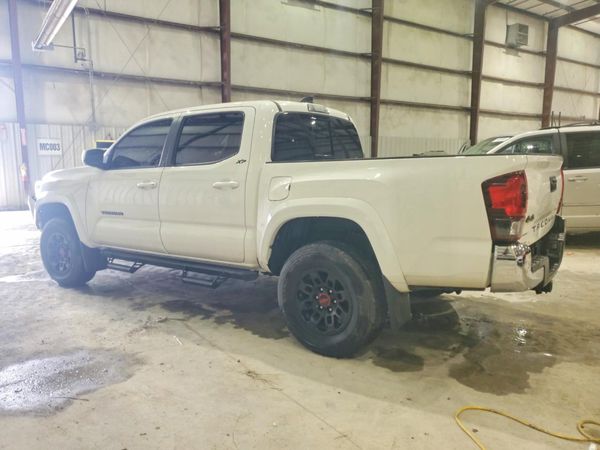 2022 TOYOTA TACOMA SR5