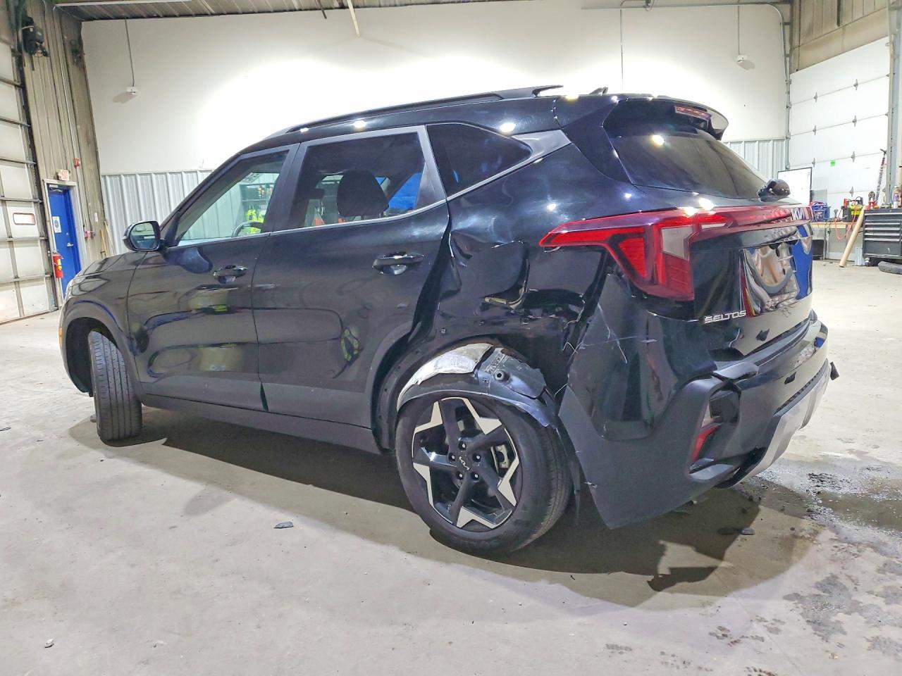 2025 KIA SELTOS S, X-Line