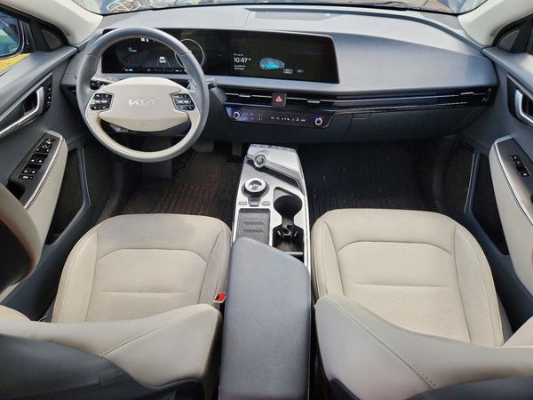 2022 KIA EV6