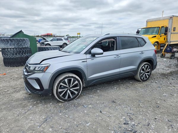 2024 VOLKSWAGEN TAOS