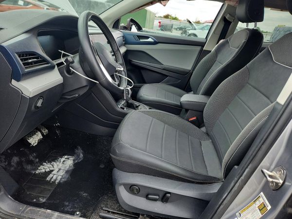 2024 VOLKSWAGEN TAOS