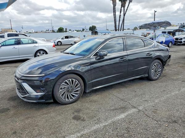 2025 HYUNDAI SONATA