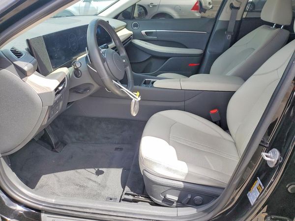 2025 HYUNDAI SONATA Limited