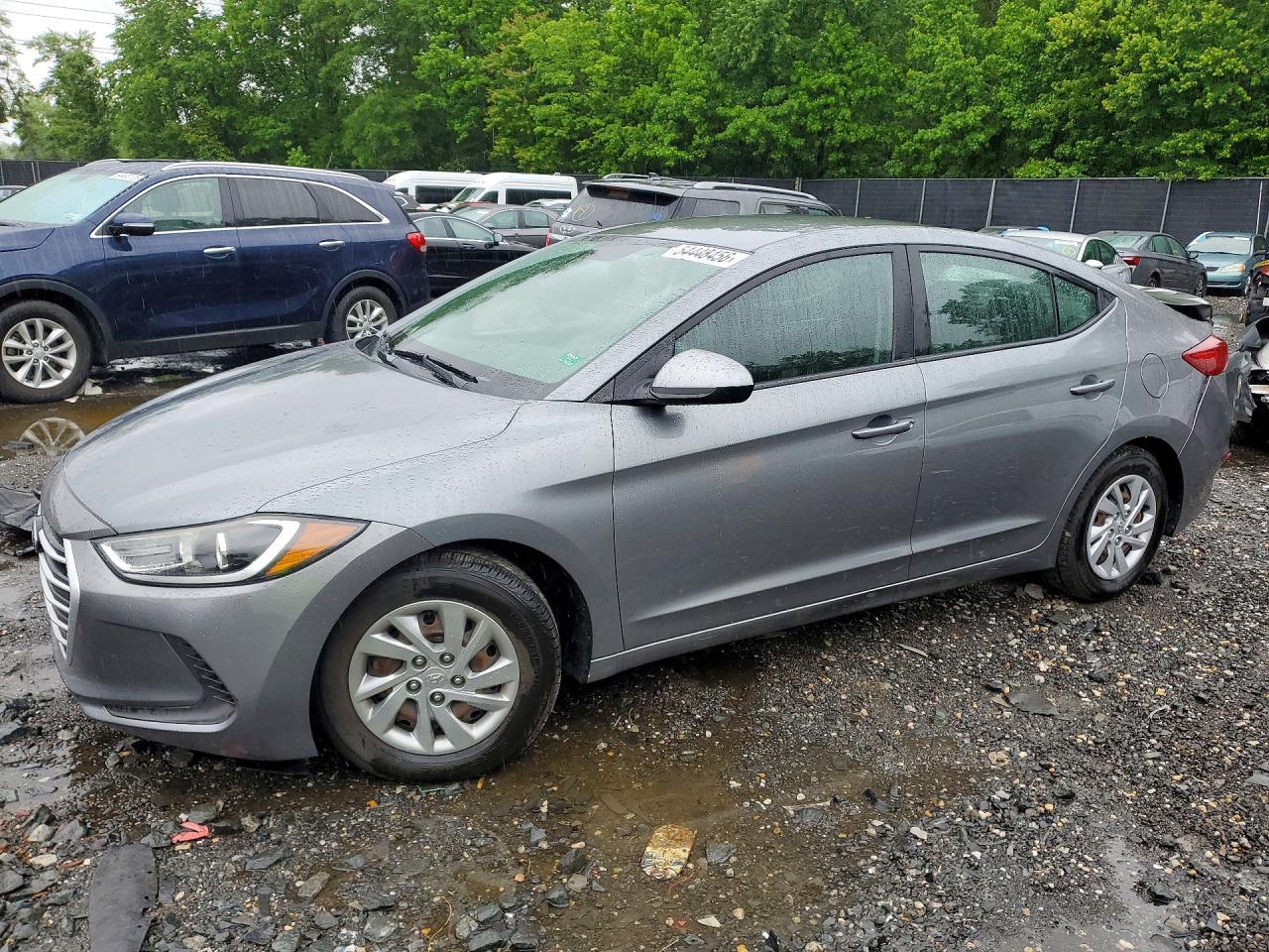 2018 HYUNDAI ELANTRA SE