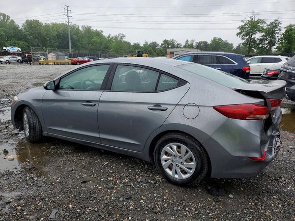 2018 HYUNDAI ELANTRA SE