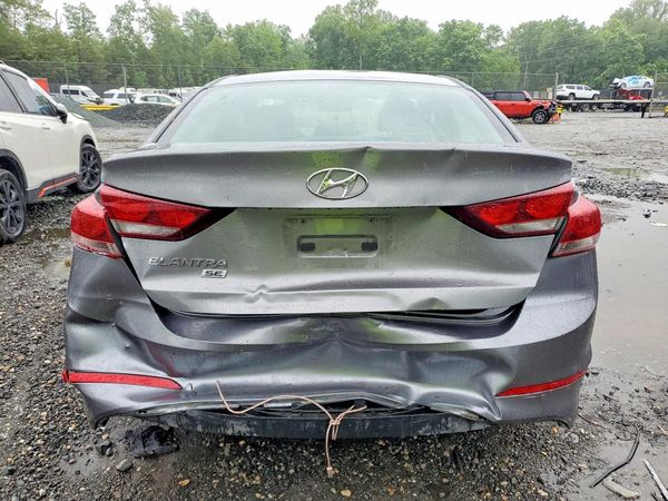 2018 HYUNDAI ELANTRA SE