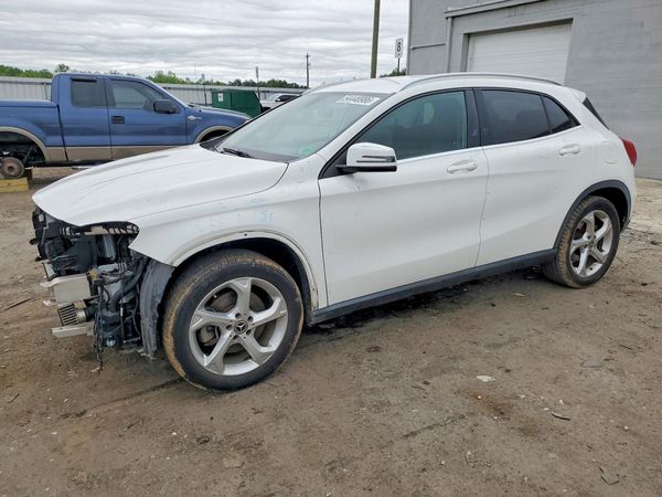 2020 MERCEDES-BENZ GLA GLA250