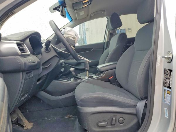 2019 KIA SORENTO L, LX, S