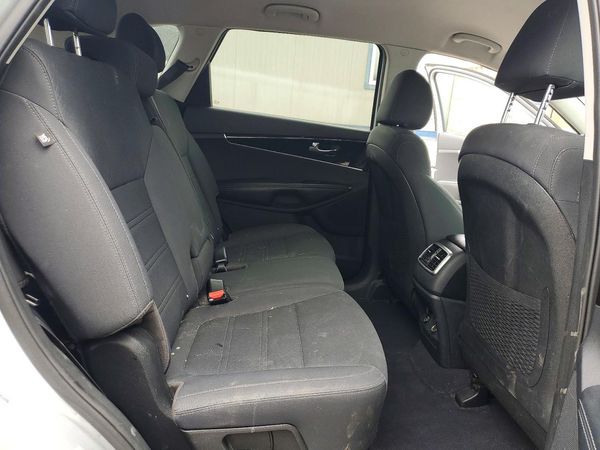 2019 KIA SORENTO L, LX, S