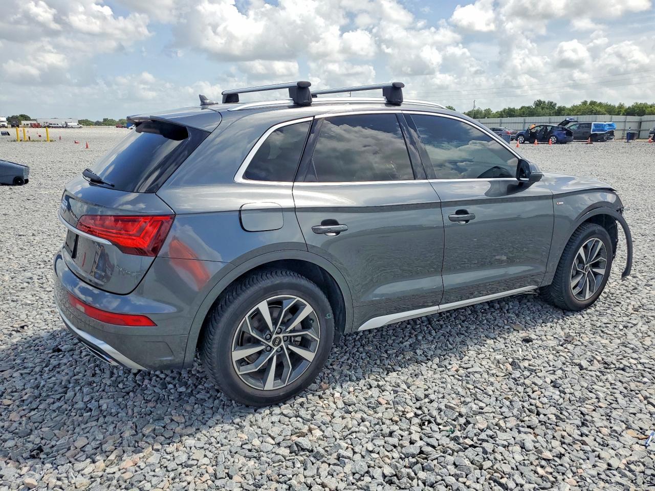 2022 AUDI Q5 S Line quattro Premium
