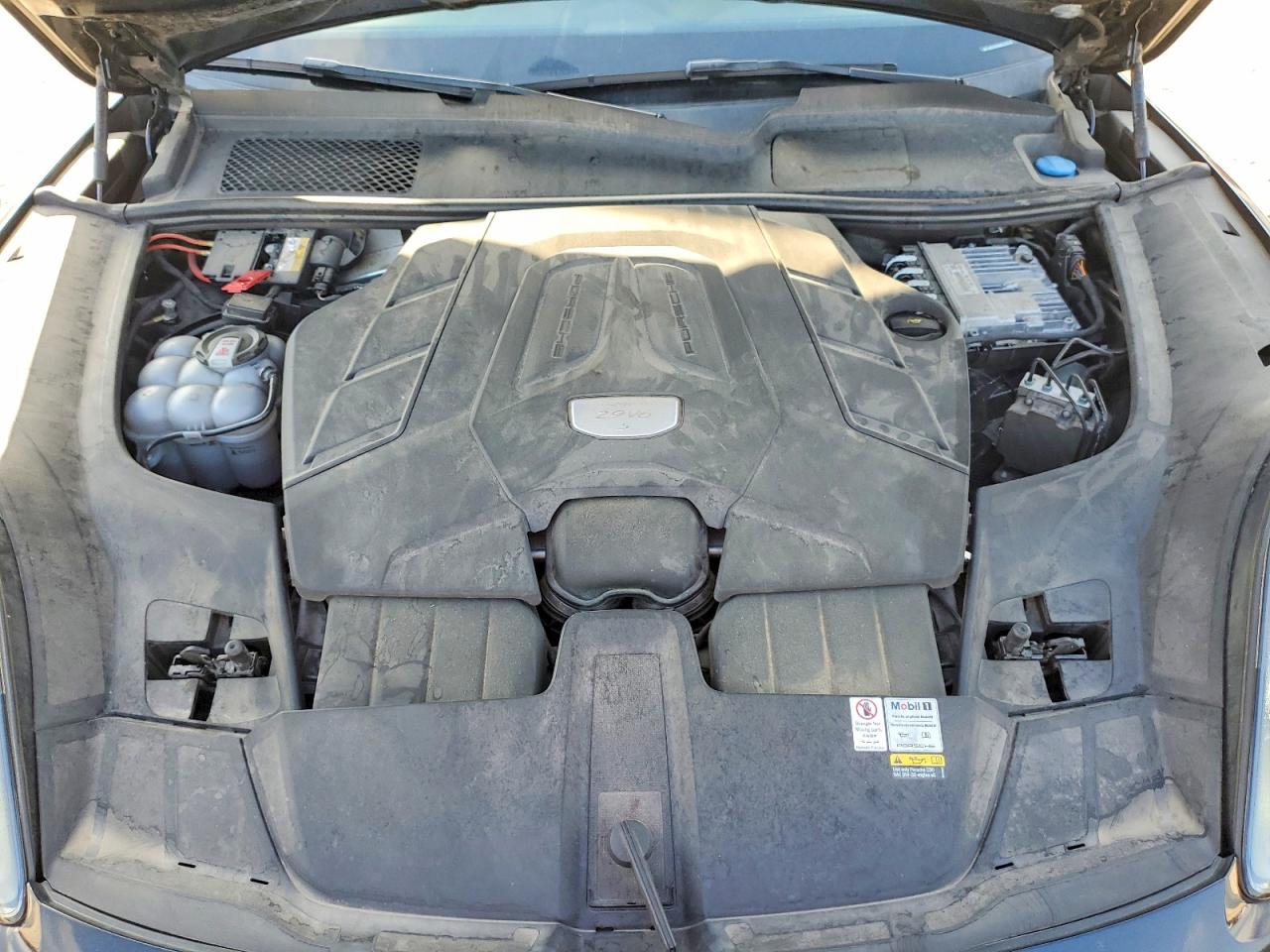 2021 PORSCHE CAYENNE S
