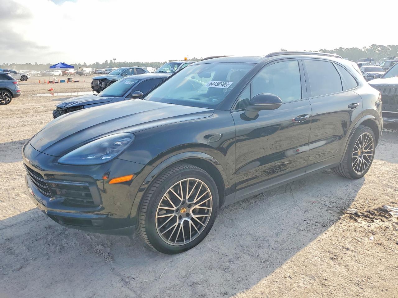 2021 PORSCHE CAYENNE S