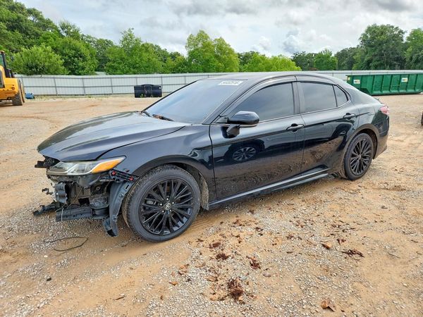2019 TOYOTA CAMRY