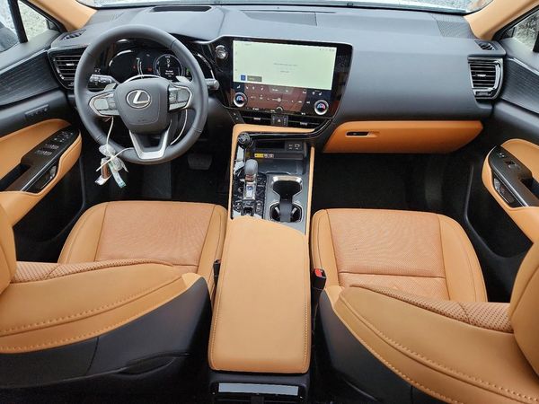2026 LEXUS NX 450H+ 450h+ Luxury