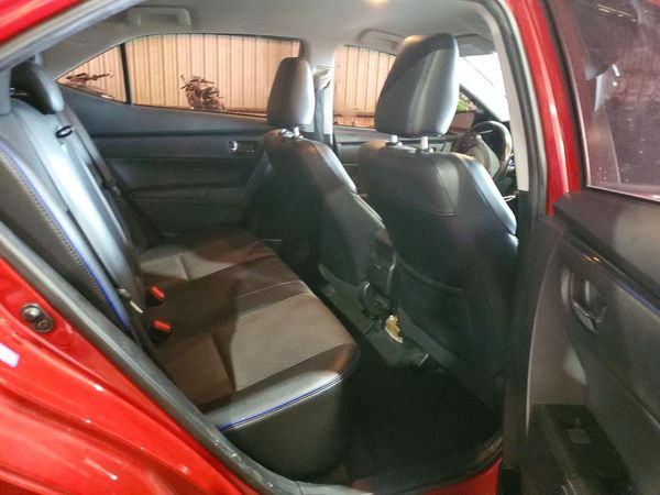 2017 TOYOTA COROLLA