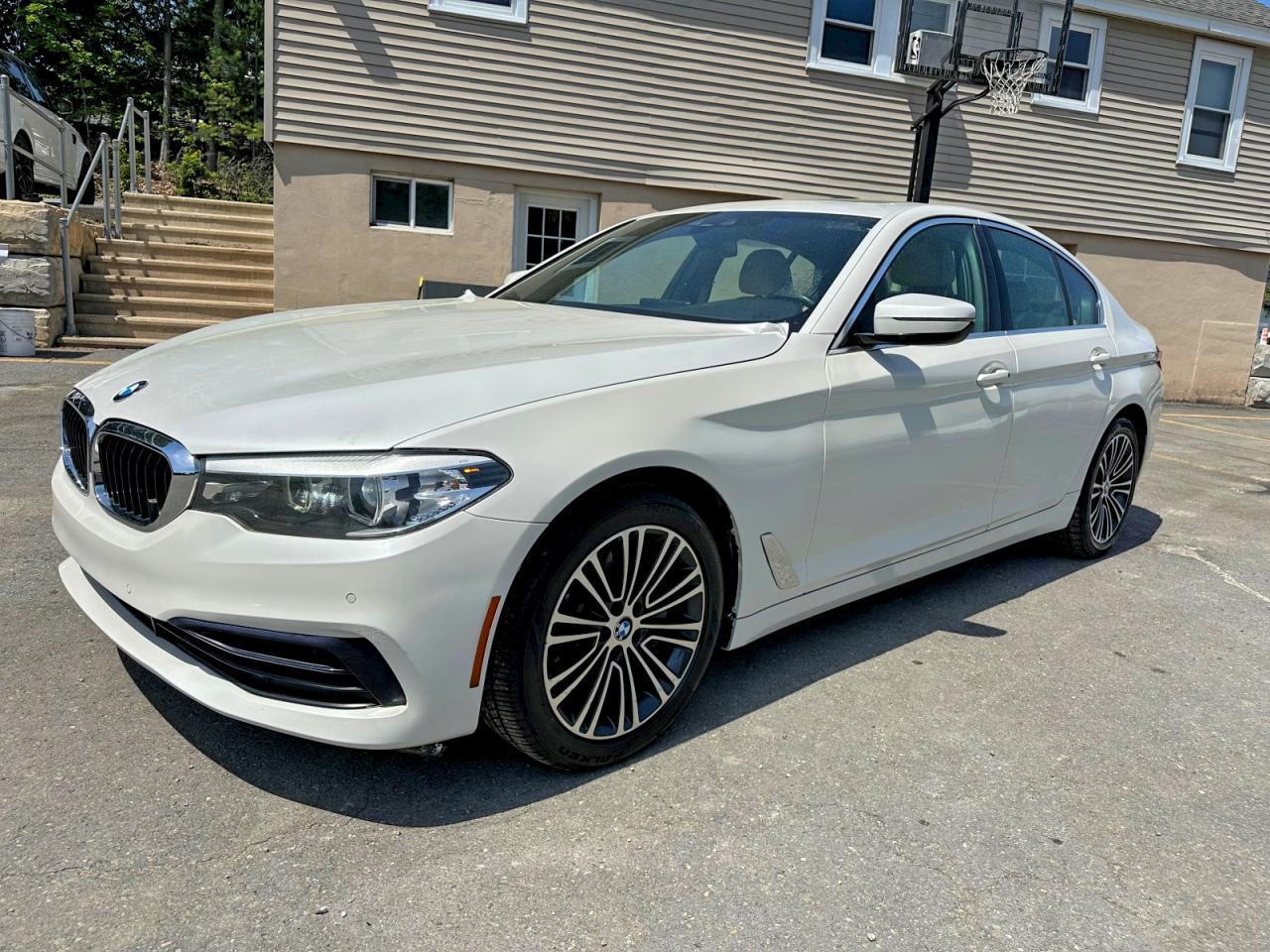 2019 BMW 530