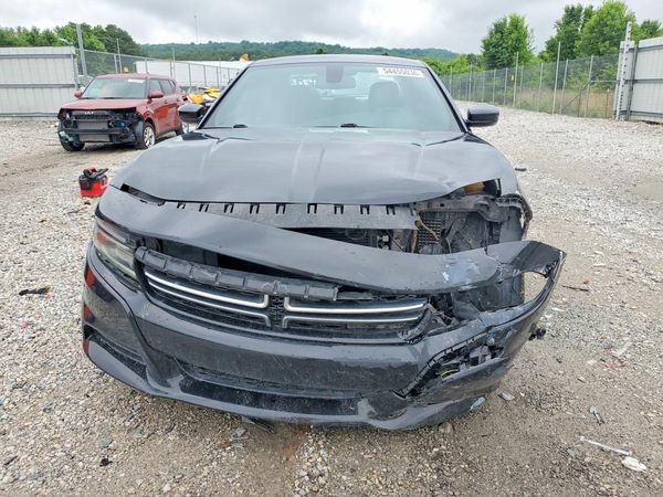 2015 DODGE CHARGER SE