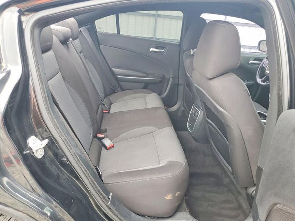 2015 DODGE CHARGER SE
