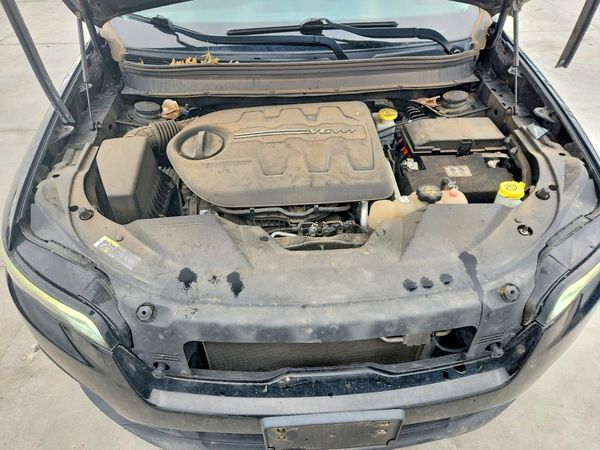 2020 JEEP CHEROKEE LATITUDE PLUS FWD