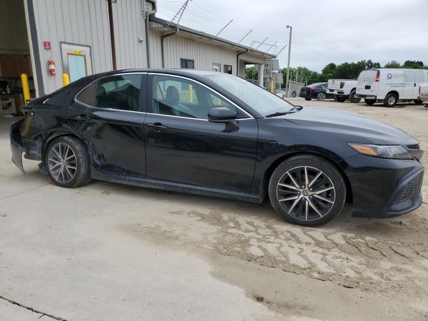 2021 TOYOTA CAMRY